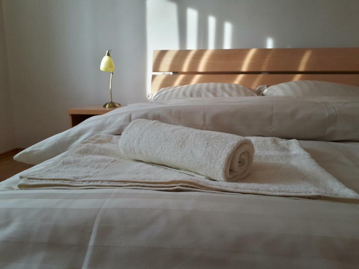 Brezno - 2 Izbovy Apartman 外观 照片