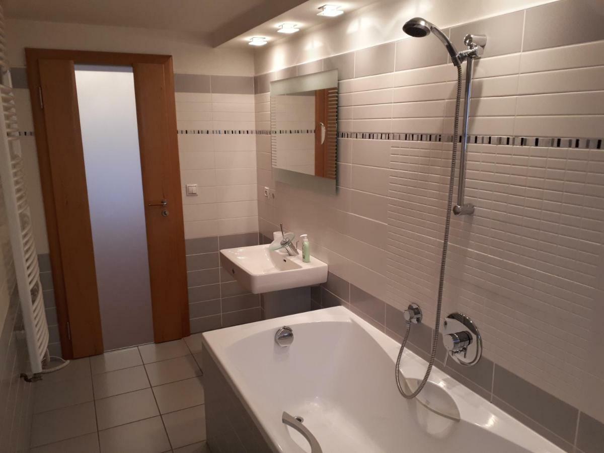 Brezno - 2 Izbovy Apartman 外观 照片